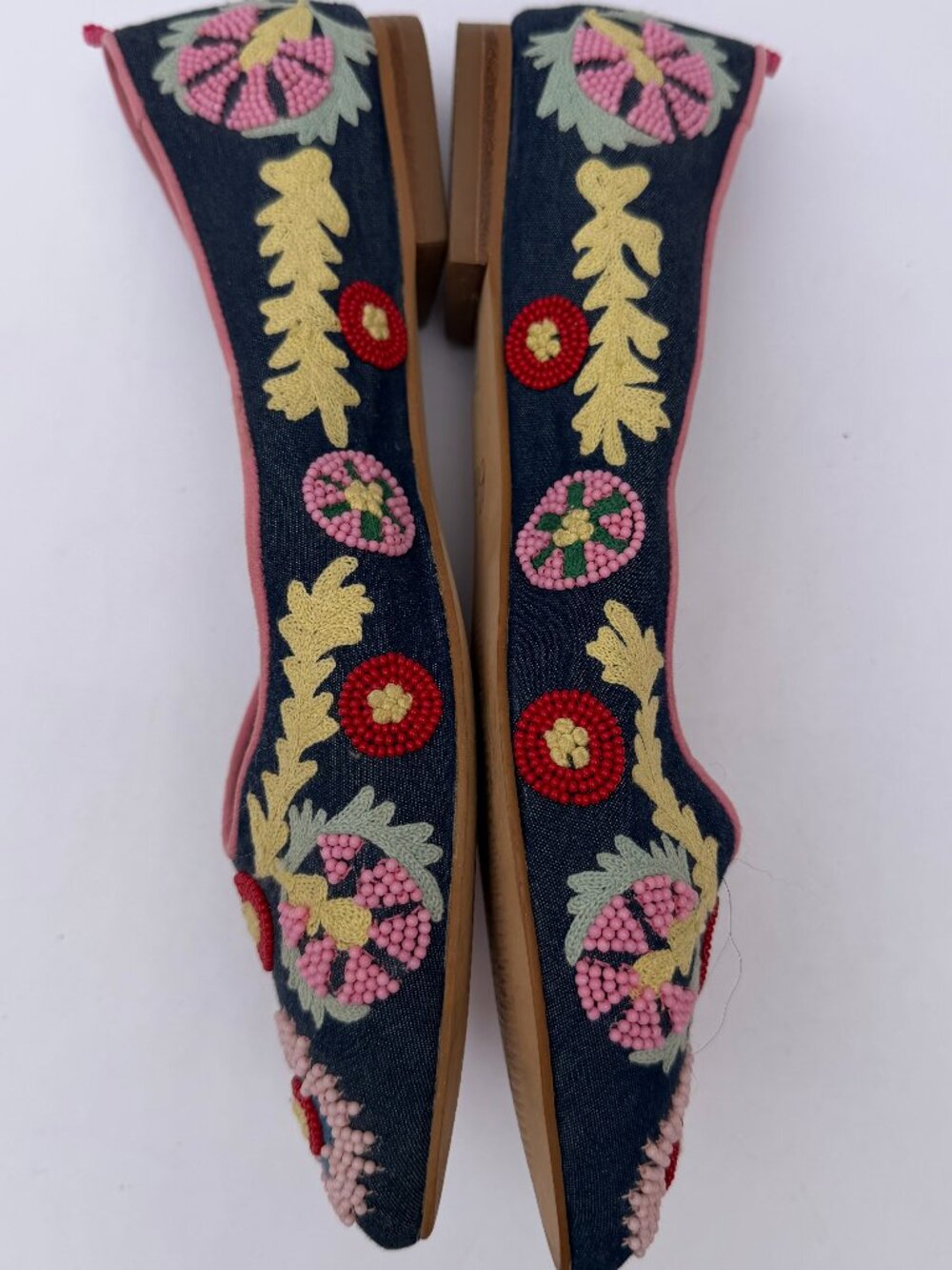 Boden Beaded Embroidered Denim Pointed Toe Flats EU 39 US 8.5 Floral Blue Pink - Picture 2 of 8